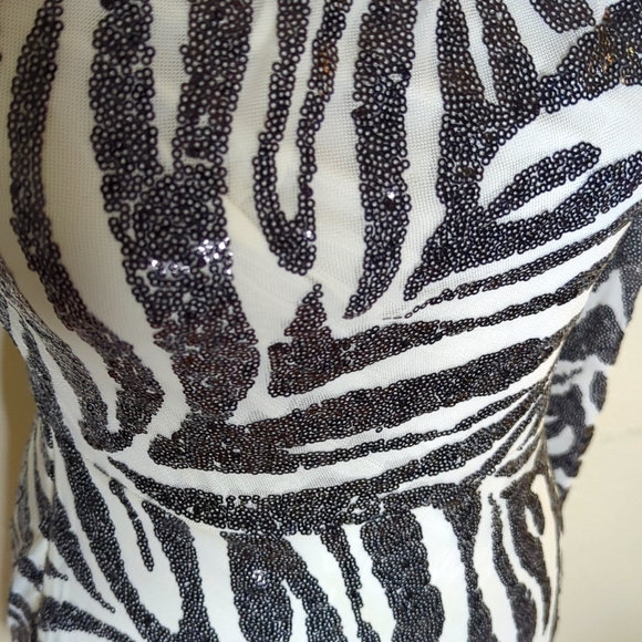NWT SHO by Tadashi Shoji Gigi one shoulder asymmetrical sequin cocktail dress S - Picture 9 of 15